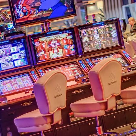Platinum Hotel & Casino Napospart Kültér fotó